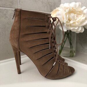 Steve Madden Women’s Lace Up Booties Size 8